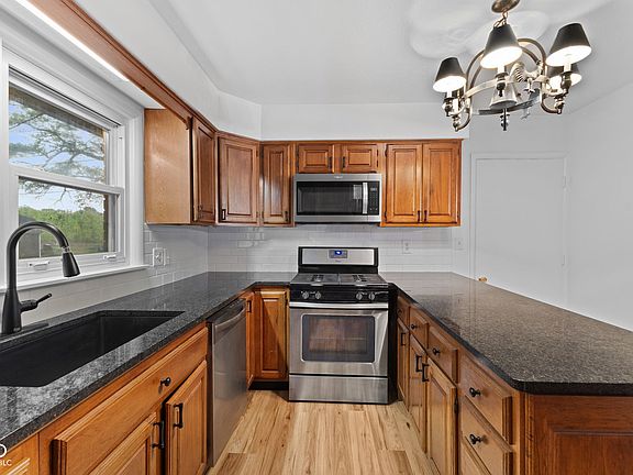 5th image of 1532 Weslow Ct