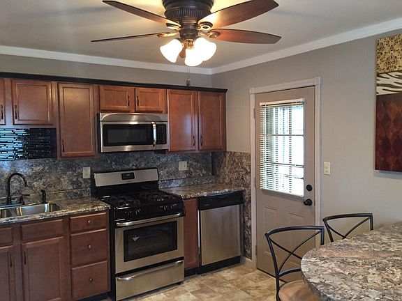 2nd image of 3037 Hyannis Dr
