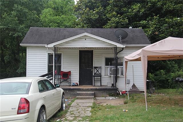 1st image of 805 Evening Shade Ln