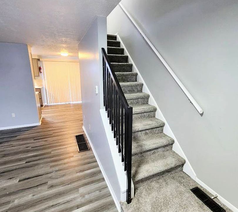 1st image of 100 Heritage Cir #140