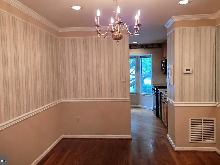 16853 Capon Tree Ln — Photo 8