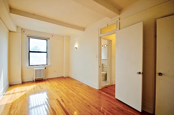 Rented by Compass | media 14