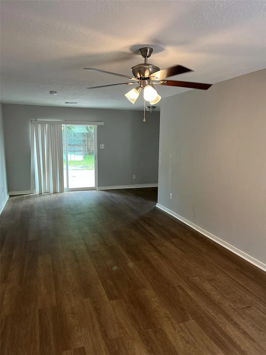 Building Photo - 5142 Madden Ln