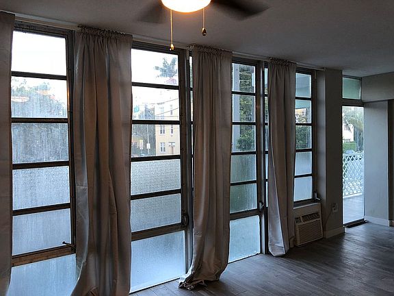 2nd image of 1400 Pennsylvania Ave APT 18