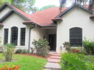 490 3rd St SW, Naples, FL 34117
