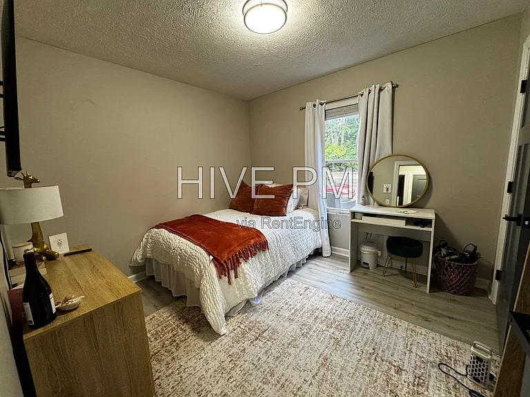 229 Congress Ave #229 — Photo 26