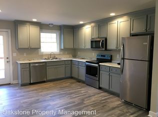 202 Ridge Rd, Colonial Heights, VA 23834