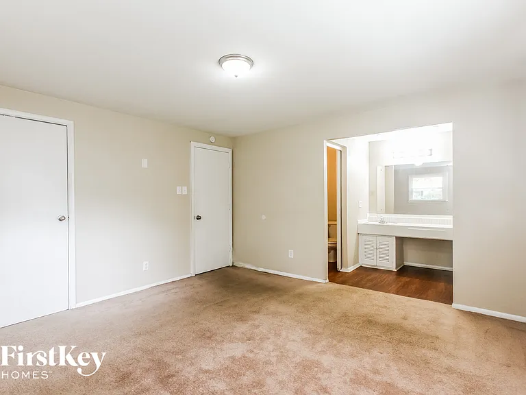 1733 Alimingo Dr — Photo 7