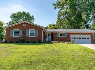 4308 Southridge Dr, Louisville, KY 40272