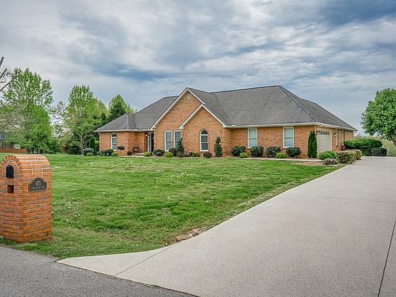 2nd image of 475 Riverchase Dr