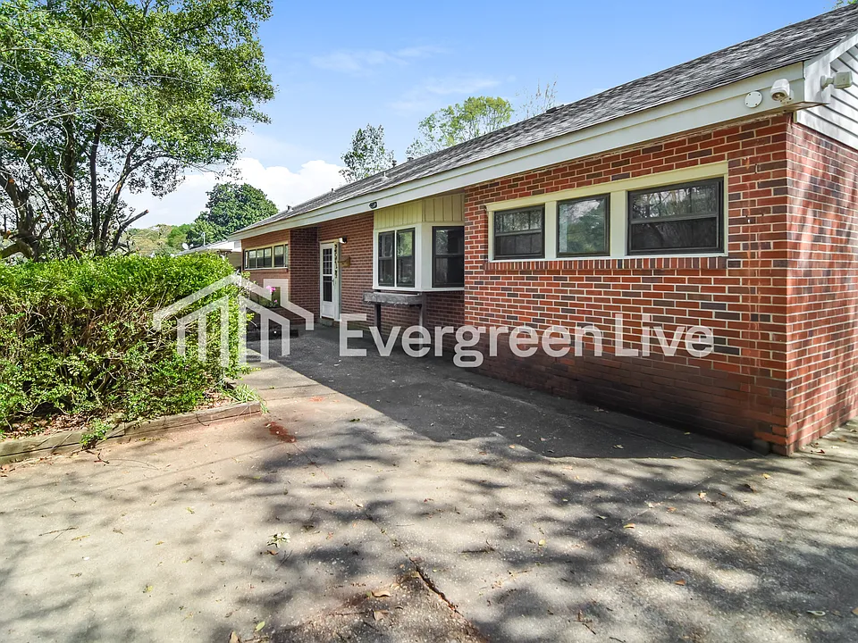 3514 Prince George Dr