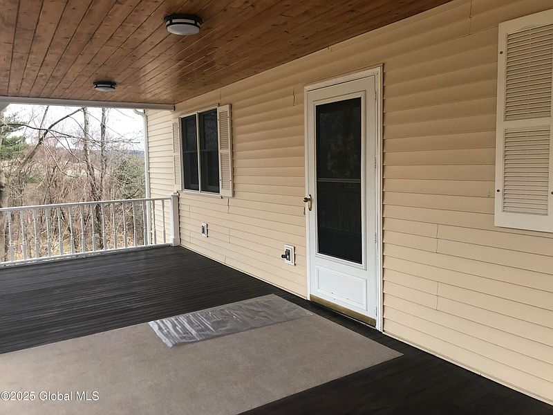 5th image of 39 Wildwood Heights