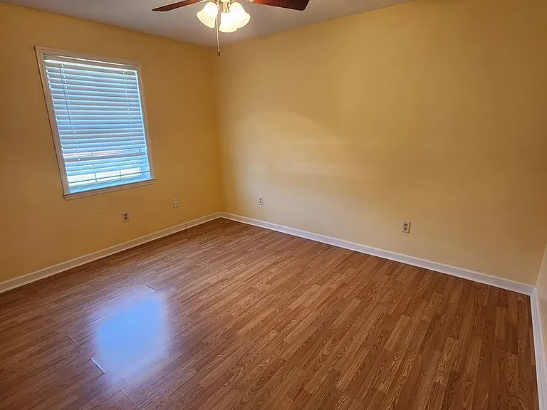 1060 Desert Shield St — Photo 11