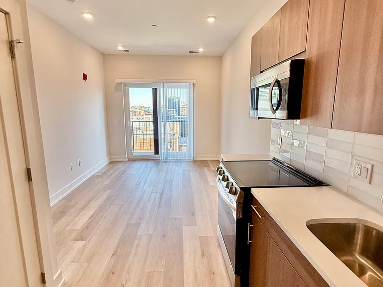128 W Girard Ave #2O2 — Photo 1