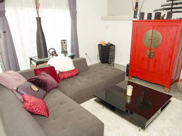 49 Zoe St APT 1