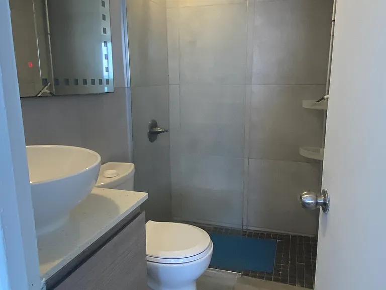 1479 Avenue Ashford #8 — Photo 12