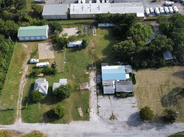 9715 New Sapulpa Rd, Sapulpa, OK 74066