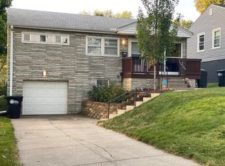 7021 Hamilton St, Omaha, NE 68132