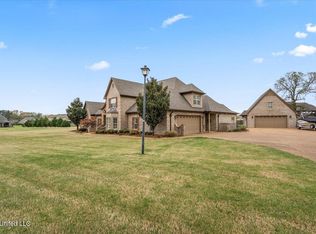 14228 Stateline Rd, Olive Branch, MS 38654