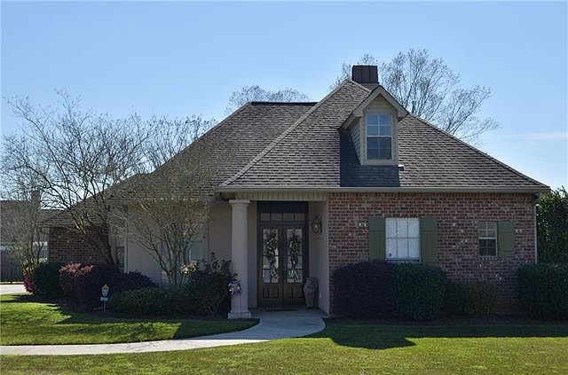 1st image of 36546 Stanton Hall Ave