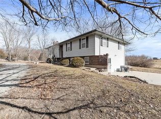 10037 NE Jones Rd, Cameron, MO 64429