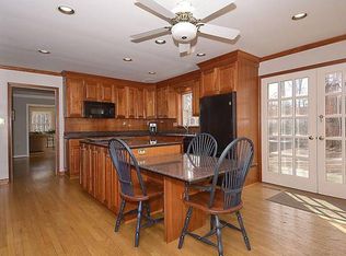 9517 Neuse Way, Great Falls, VA 22066