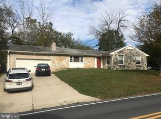 2493 Fiddlers Elbow Rd, Hummelstown, PA 17036