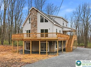 30 Susquehanna Dr, Jim Thorpe, PA 18229