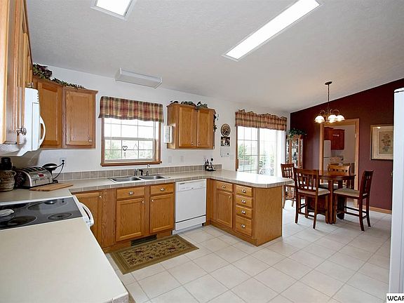 3rd image of 15104 County Road 5 NW