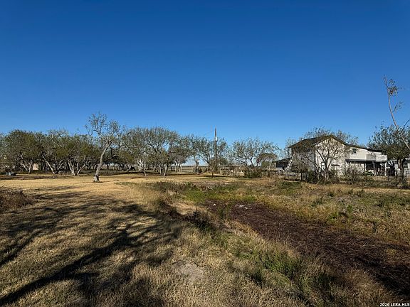 3rd image of 6323 County Road 1612 LOT 10