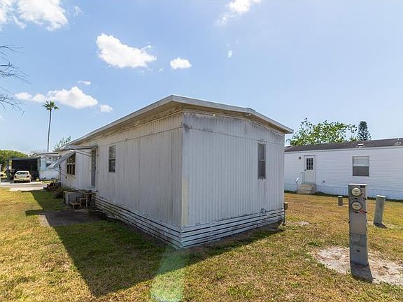 3rd image of 2538 Wyatt Pl