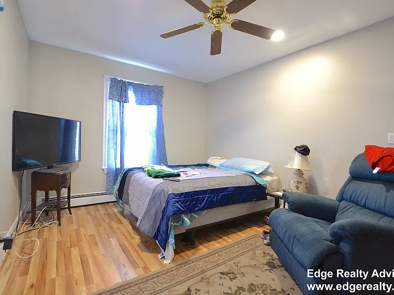 47 Francis St — Photo 4