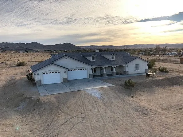 1457 Maturango St, Ridgecrest, CA 93555