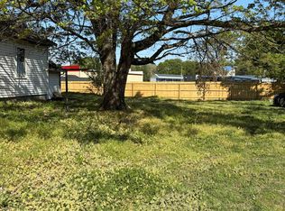 1944 N Elm St, Henderson, KY 42420