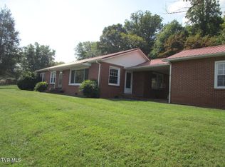 1142 Jackson Hollow Rd, Kingsport, TN 37663