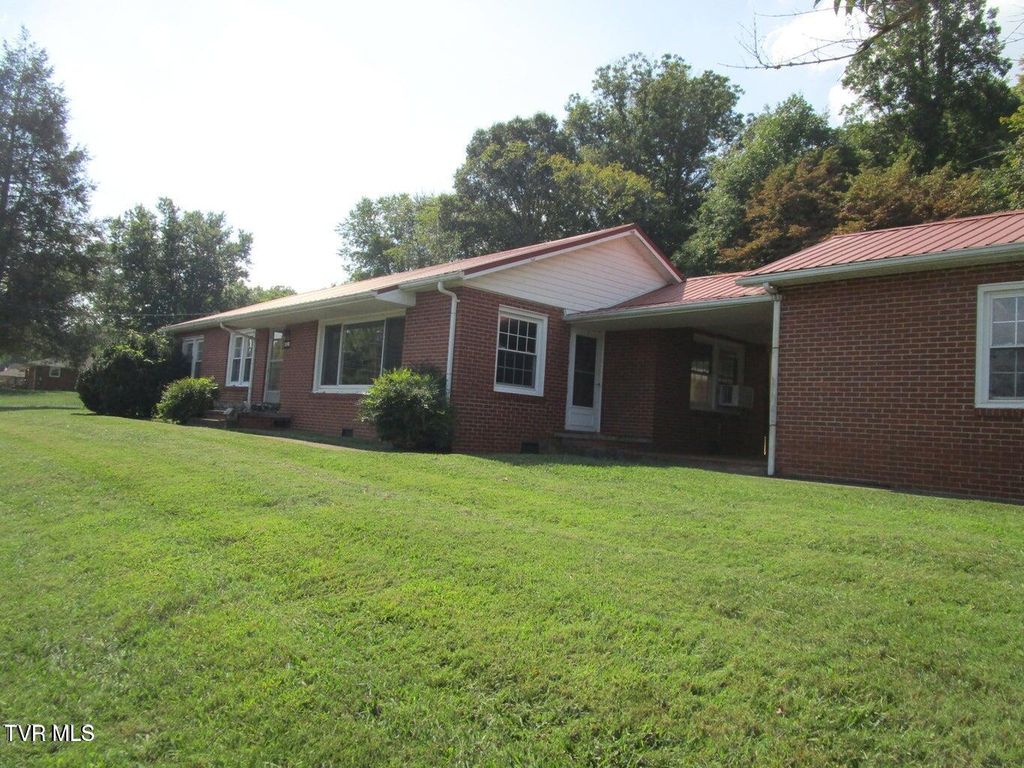 1142 Jackson Hollow Rd, Kingsport TN - Owner Finance Home