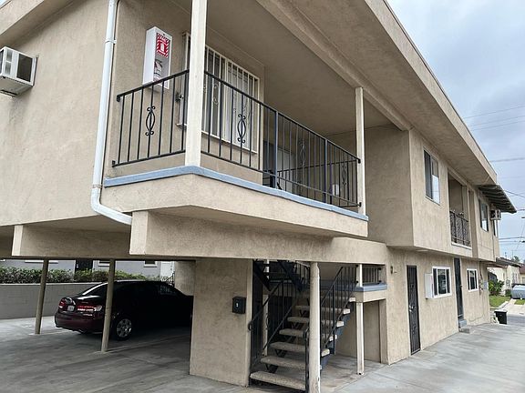 4th image of 1015 S Marguerita Ave #4