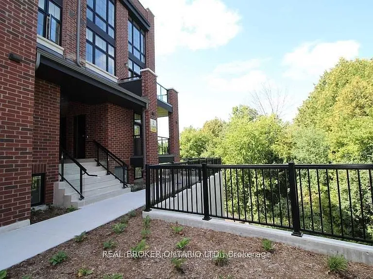 2 Linsmore Pl #204 — Photo 1