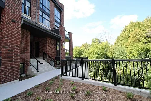 2 Linsmore Pl #204 Photo 1