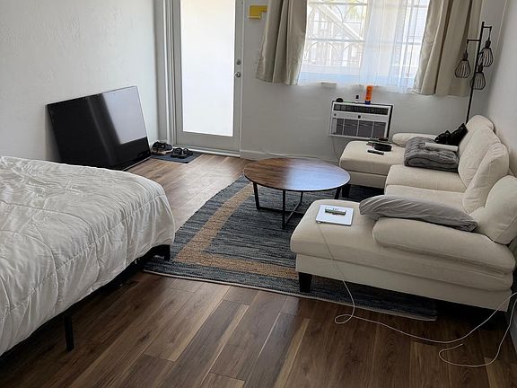 Live-sleep area. *Available with or without furniture