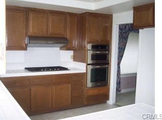 6031 E Nugget Ct, Anaheim, CA 92807
