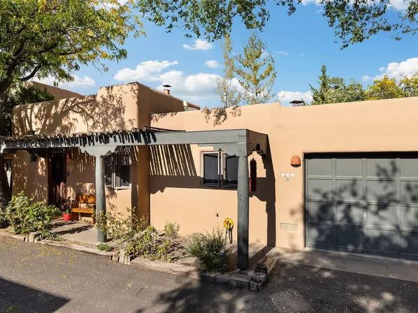 304 Alegre St, Santa Fe, NM 87501