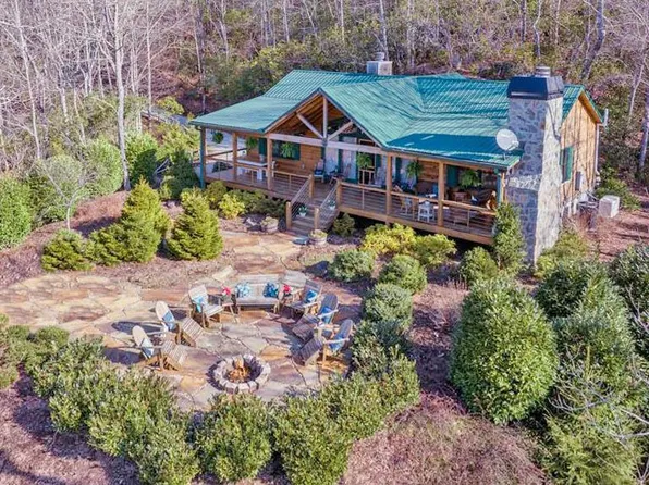386 Preserve Valley Rd, Topton, NC 28781