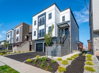 317 Doyle St, Elizabethport, NJ 07206