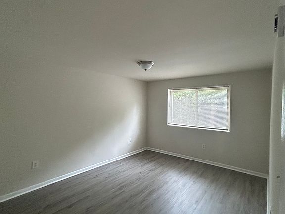 2nd image of 2800 Jasper St SE #103