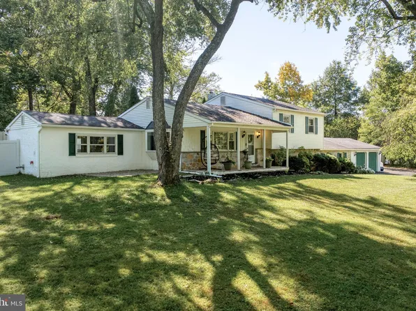 3065 Pennypack Rd, Hatboro, PA 19040