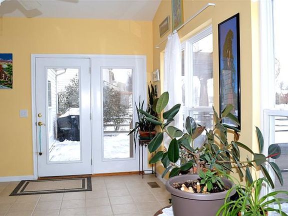 4th image of 4578 Meadowbrook Ln