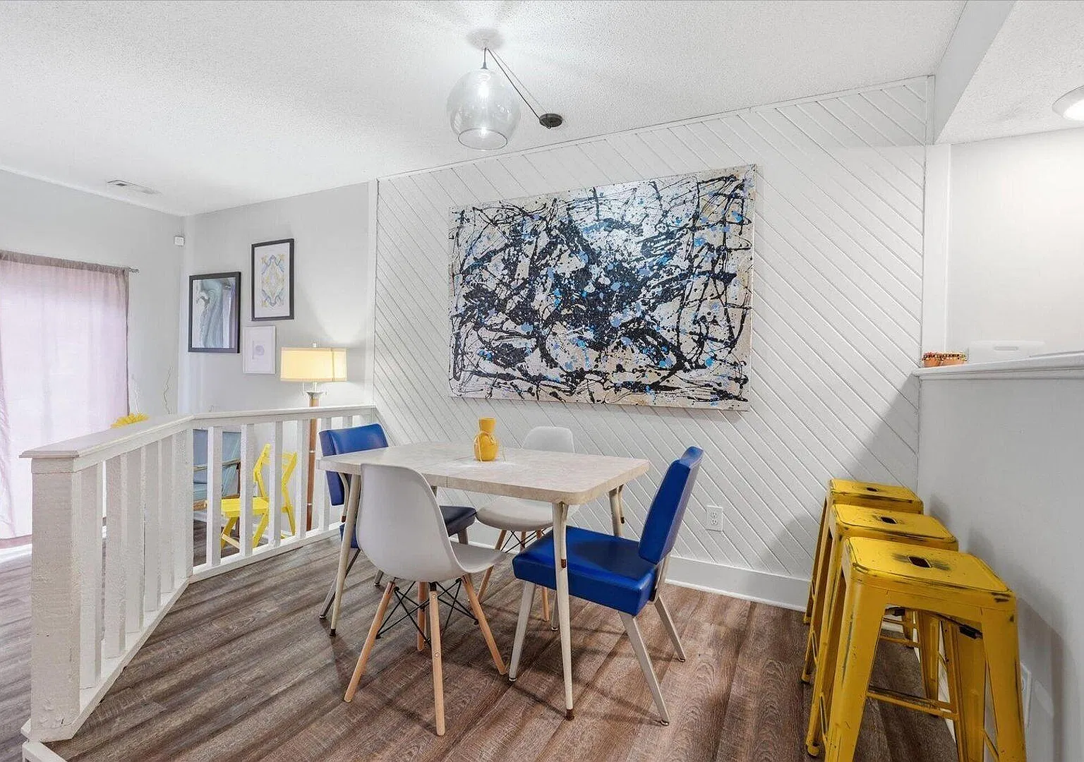 3 bed, 1.5 bath, $1,600 — Photo 3