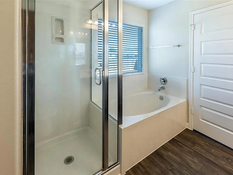 710 Mitchell Dr — Photo 14