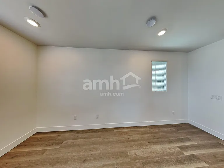 9635 E Harkes Dr — Photo 6